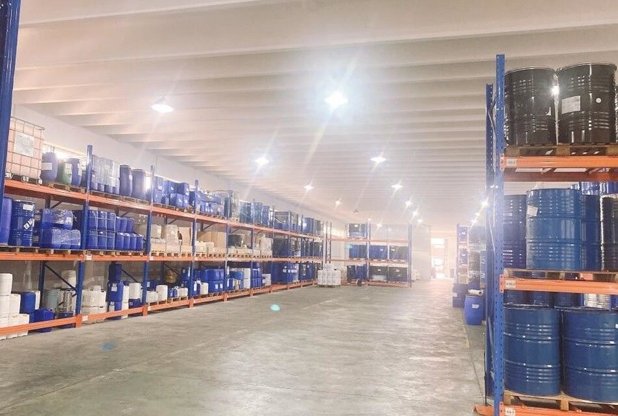 Shanghai Lorechem Company Limited 업체 생산 라인